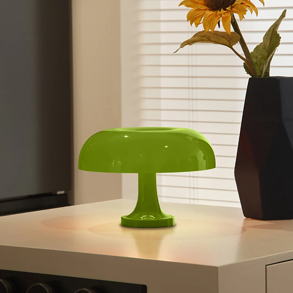 Chic Glow Table Lamp